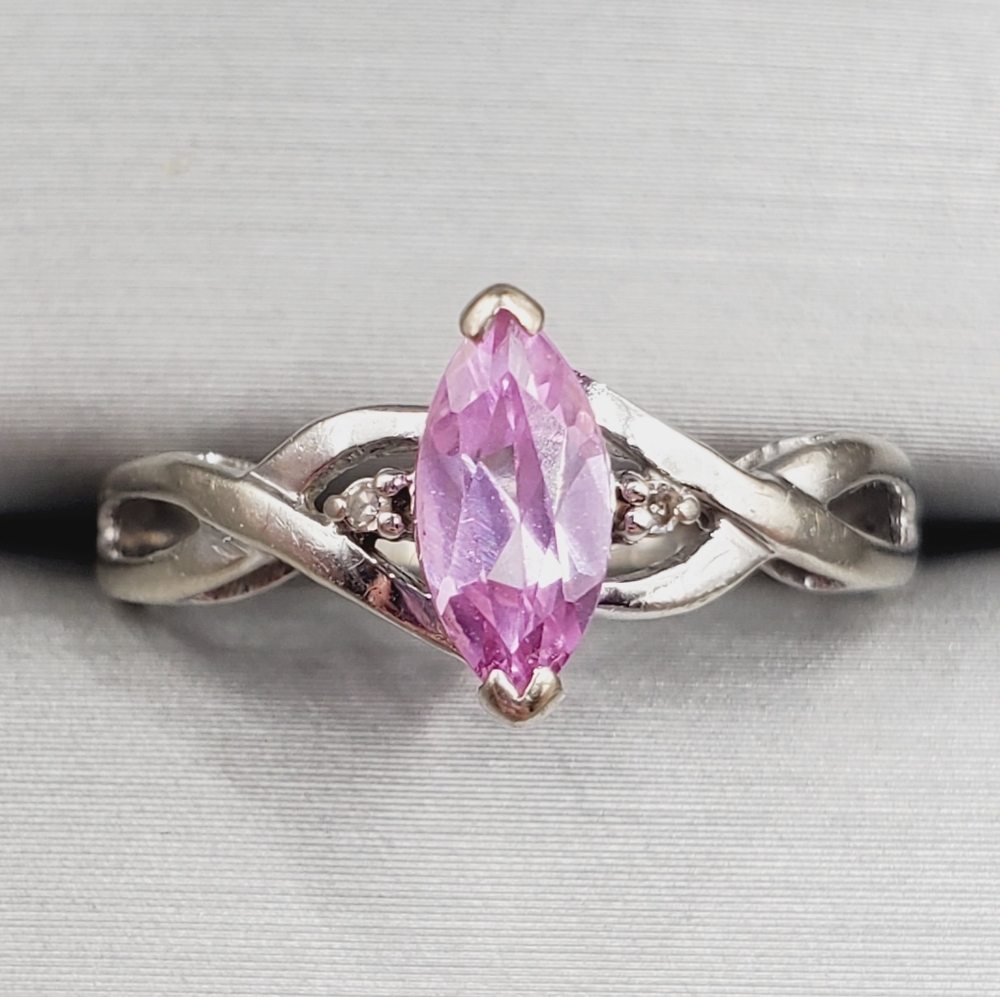 10k White Gold Pink Topaz Ring